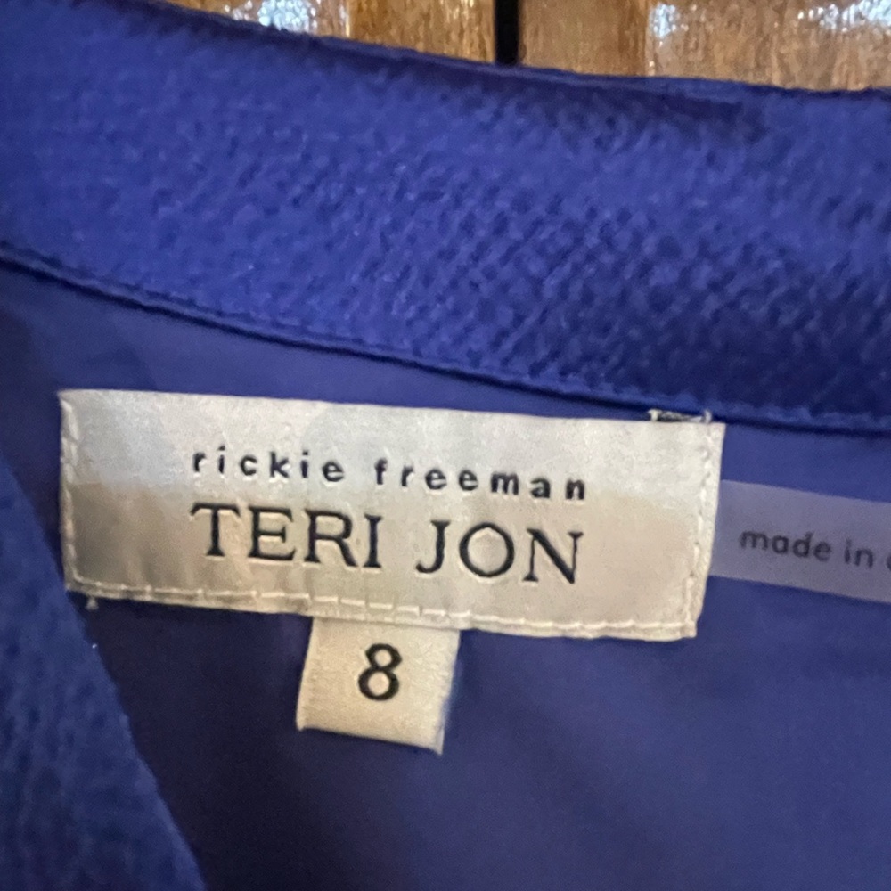 Teri Jon